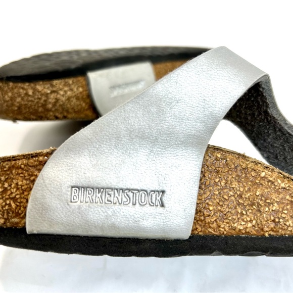 Birkenstocks Kids Silver Gizeh Thong Sandals size 1 - Picture 8 of 12